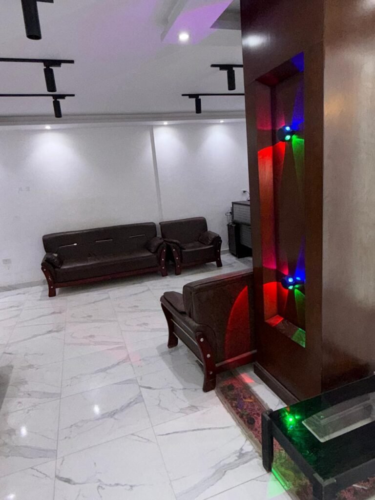 cf9b4c08-9051-4f01-b05e-acac03a20142